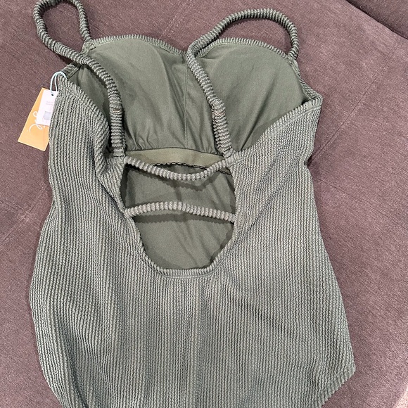 Green Ribbed One-Piece Swimsuit - Picture 4 of 6